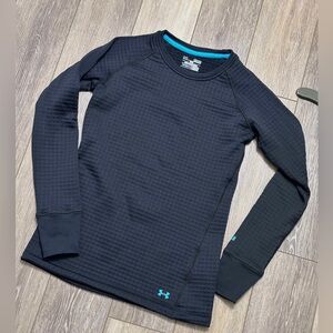 🛍️ Fitted Coldgear Under Armour long sleeve size M excellent condition